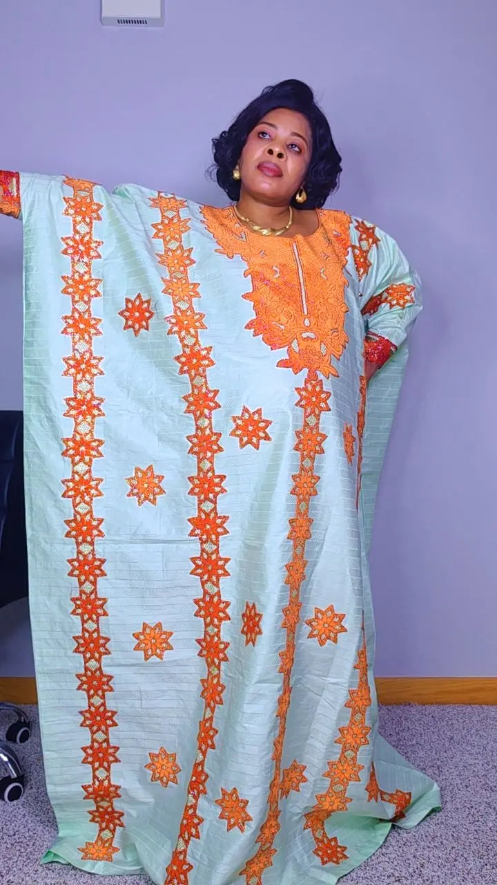 Bazi riche Dress with garniture